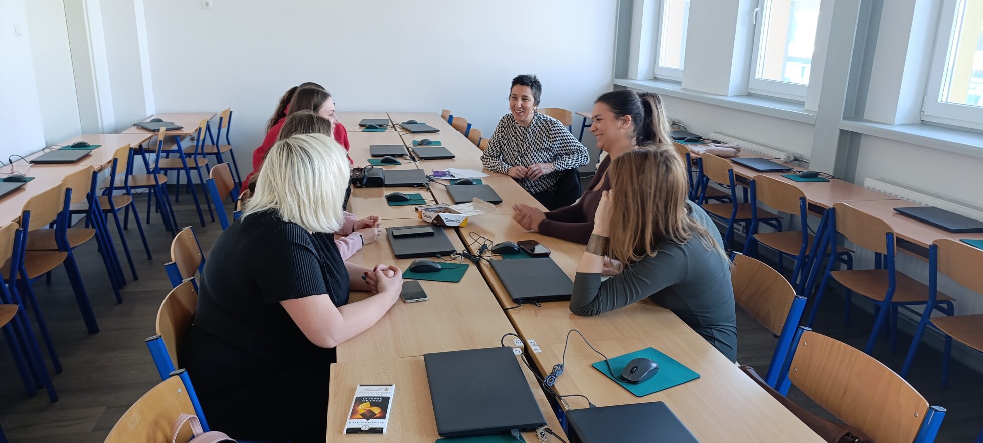 sudionici akcijskog istraživanja i projekta e-Sveučilišta sa Sveučilišta u Slavonskom Brodu